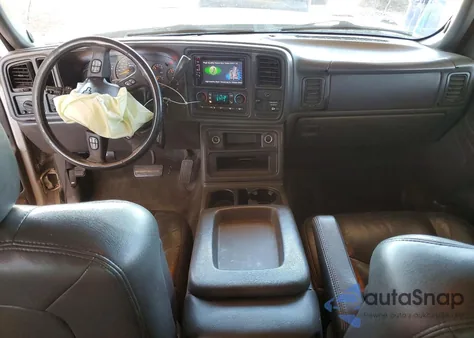 2004 Chevrolet Silverado C1500 z USA, uszkodzony, nr VIN 1GCEC19T94Z323612